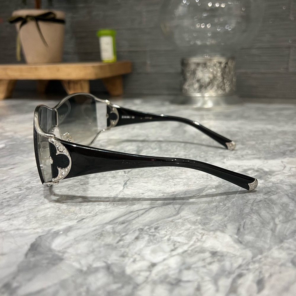 Authentic Louis Vuitton Sunglasses - Picture 2 of 7